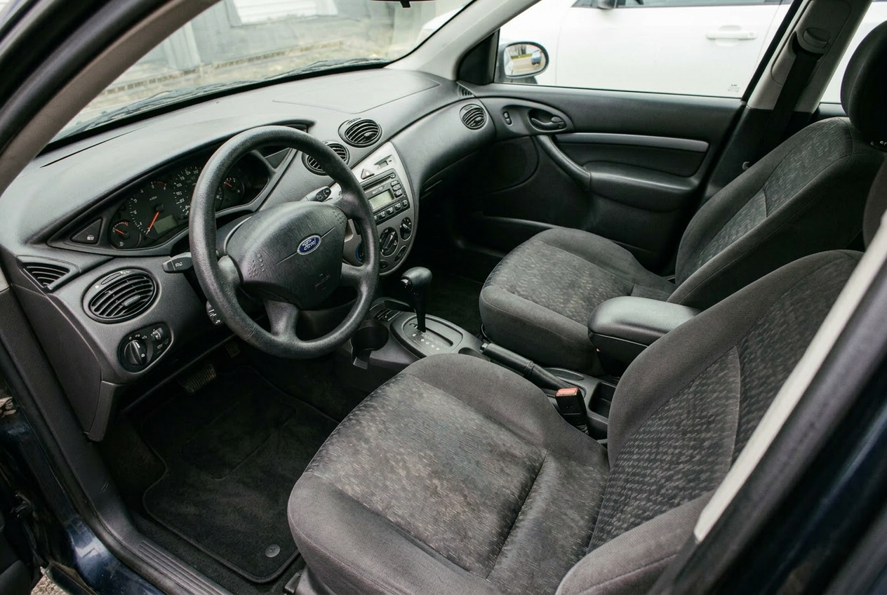 Nettoyage intérieur de voiture
